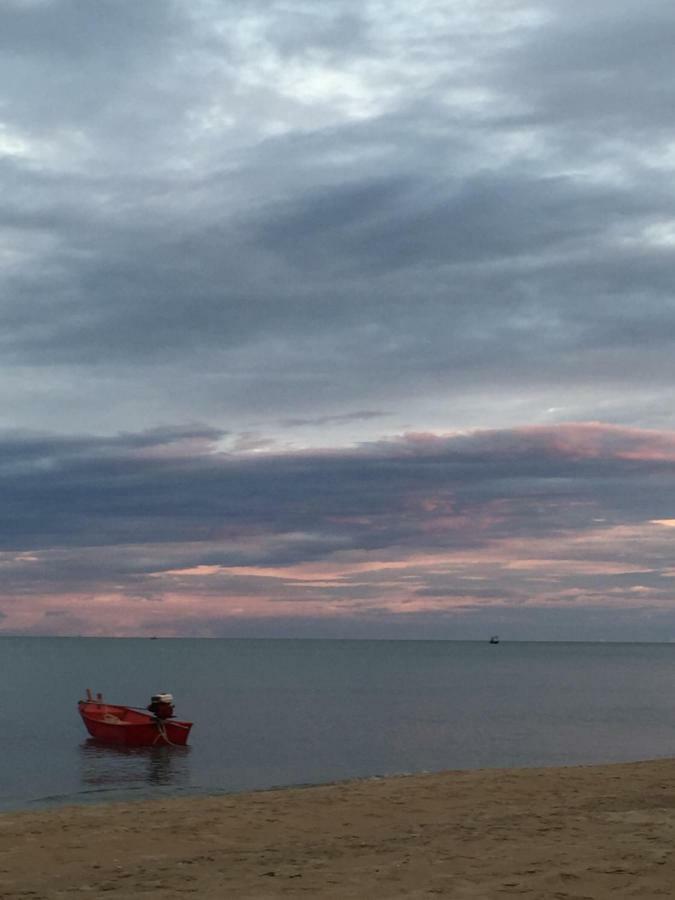 Huaplee Lazy Beach Pran Buri Exterior photo